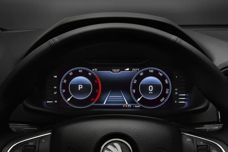 Цифровая приборная панель Škoda Karoq